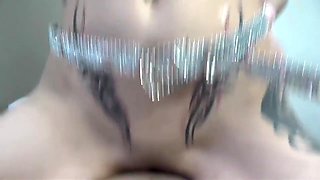 Hombre Sexy Me Sorprende Masturbandome Y Decide Ayudarme Con Su Gran Pene (parte Ii) - Aviigail - Niks Indian