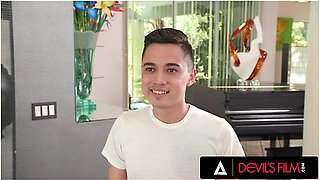 Big Titties Milf Lauren Phillips Gets Her Ass Plumbed By Her Teen Stepson