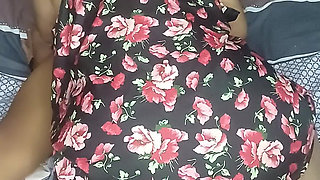 Mother-in-law, What Are You Doing? My Wife Will Come Anytime