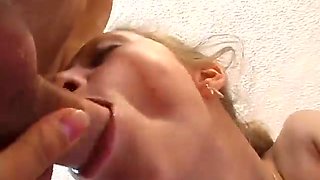 Jaw-dropping bod honeys in sofa fellate on a super-steamy pipe and plumb it