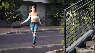 Posh bimbos lesbian smutty porn scene