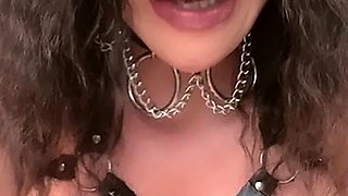 Jerk off instruction Sybian and huge labia .