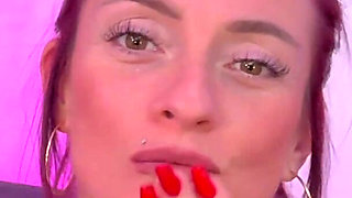 The Hottest MILF Get Fucked by a Young Men