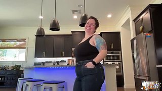 Tattooed Brunette Nikki Sequoia Shows Off Big Ass Bending Over Kitchen Counter
