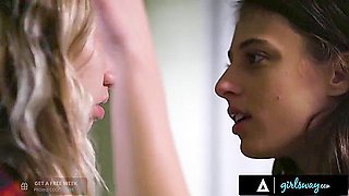 Bully Cutie Fucks Lesbo Teen 18+ In Toilets