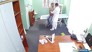 Fake doctor with a big boner screwed a long-legged blonde model
