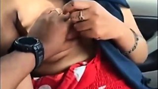 Hajibi Girl Finger Hard On Her Boyfriends Car In Highway