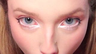 Little Step Sister Wants to Share Bed Naked - Deepthroat Help & Cum on Her Pussy