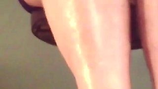 Higheels and Leg Crossings 2