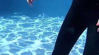 Underwater Blowjob Challenge - Gagging on My Sinking Dildo
