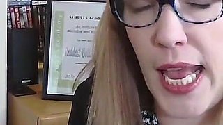 Miss Fox and the Head