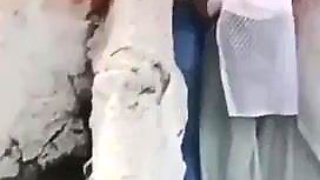 Viral Tamil School Paramour Outdoor Romance Privately Recorded