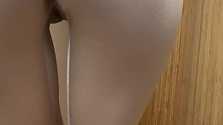 Hkjsexy Video Quickie - Posing, Leggins & Cameltoe