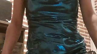 Elegant Girl, a Hell of a Girl