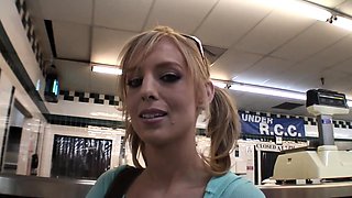 Amateur blonde teen blowjob and fucking in the bathroom