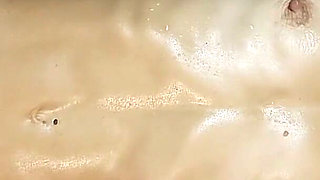 Oiled Full Body Vs Fuck Machine to Squirting