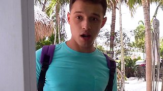 Blake Blossom Caught Her Sister Boyfriend Jerking off and