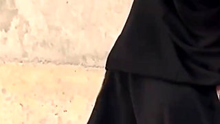 Muslim Wife Cheats on Her Husband with Italian Stud