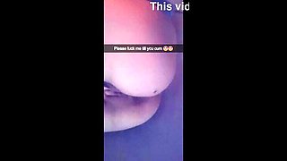 A Gorgeous Teen Shows Off Her Naked Body - Joyliii
