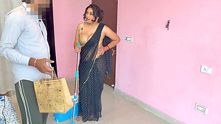 Ragini, Maid Wear Her Malkin Hot Dress and Impress Her Malik, Hot Romantic Hindi Viral Video
