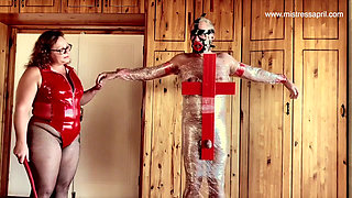 Dominatrix mistress April slave sacrifice