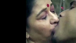New Instagram Viral Chubby stepmom’s desi outdoor sex with her stepson