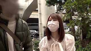 300MAAN-793　 <重乳Jカップ！！ド迫力の肉感エロボディ>今回はAV好きの変態夫婦に密着取材！！憧れのAV男優を前に、我慢できず旦那の目の前でまさかのNTRセックススタート！！