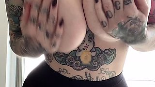 Webcam milf with breast milk live hardcore masturbate