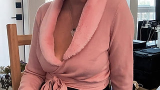 Hot Preview - Tapping My Best Friend's Mom While He's at the Gym