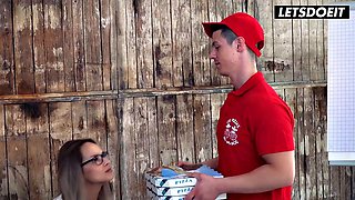 Hentai Office Seduction by Delivery Driver