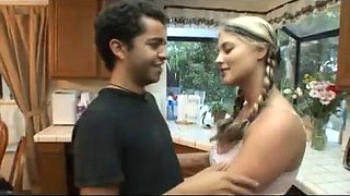 Babysitter gulosa: Blowjob, Doggy  Big Tits Porn