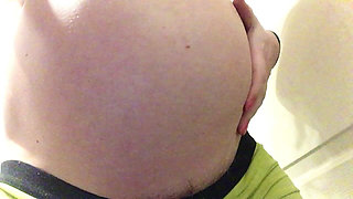 Pregnant 37 Weeks Pee Desperation