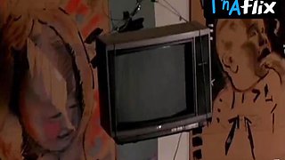 Aure Atika Caboose, Boobs Episode in Sam Suffit