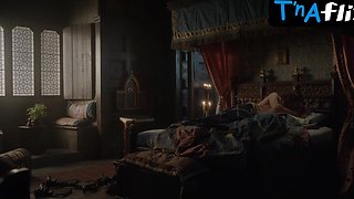 Clementine Nicholson Gorgeous Episode in Knightfall