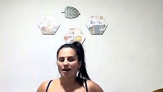 Big boobs webcam slut toys her asshole