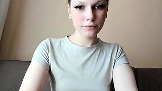 Brunette Couch Webcam Solo Fun Masturbating