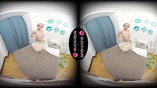 Luxurious Thin Nubile, Tea Mint, Lovin’ A Hefty Prick In VR