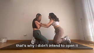 Female Wrestling and Lesbian Game