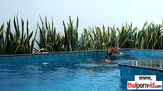 Farang shagged a Thai 18yo schoolgirls twat and booty