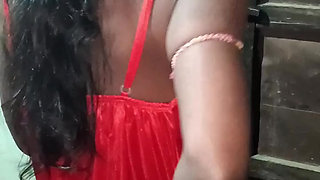 Jija ne  sali ko pela   room' ke andar