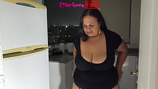 Sexy Stepmom in Kitchen - Video for Fans