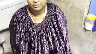 Padosi Ne Padosan Ko Bathroom Mein Non-stop Hard Fuck Kiya