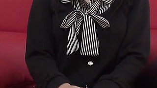 A Perfect Asian MILF Want's It Hard and Deep