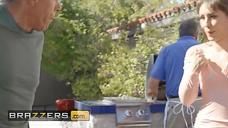 Brazzers - Tommy King loves getting her narrow arsehole drilled by her neighbour's throbbing schlong