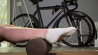 trouble-free bitch is training in the gym to pick up a new guy to fuck for the night, everyone fucked her here