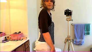 Big Cock Handjob for Crossdresser Samantha
