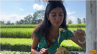 Cumwalk In Public Cafe Eating Pasta Carbonara With Sperm On Face With Katty West
