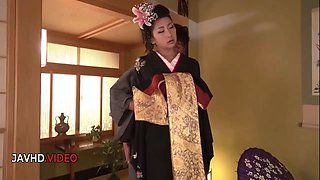 Asian Yuna Shiratori Gives Kinky Blowjob With Intense Passion and Desire