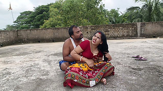 A Beautiful Indian Bengali bhabhi amazing sex on the roof over, with her uncle, best vairal sex video