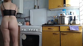 I Want My Pal's step-mom's Backside, I Love It When She Cooks in the Kitchen